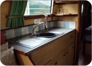 The galley area of ´Swan´